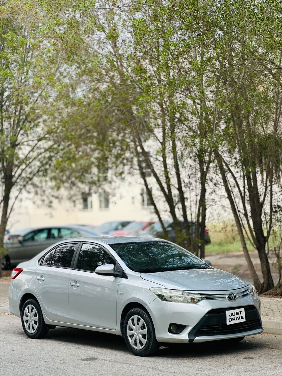 Bhd 2850, Toyota Yaris, 2017, Automatic, 95000 Km, Model Well Maintained Used Car Call Or Whatsapp On 35400768 ,33665080