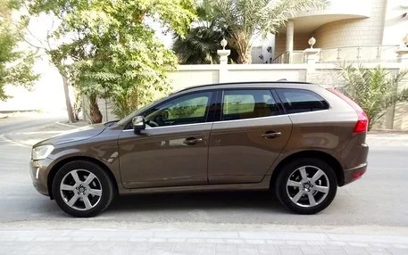 Bhd 2600, Volvo Xc-60, 2014, Automatic, 135000 Km, Full Option # No Works # Very Reasonable Price