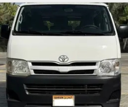 Toyota Hi-ace, 2015, Manual, 228000 Km, Toyota Hiace Cargo Goods Delivery Bus.
