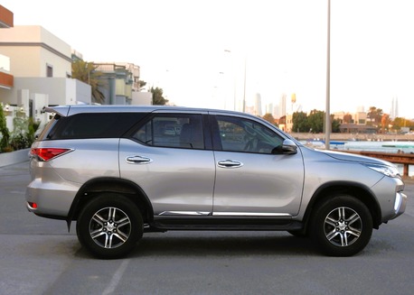 Bhd 100, Toyota Fortuner, 2019, Automatic, 89000 Km, 4cyl Model For Sale